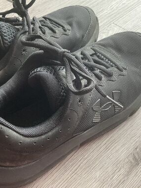 Under Armour Black Running Shoes